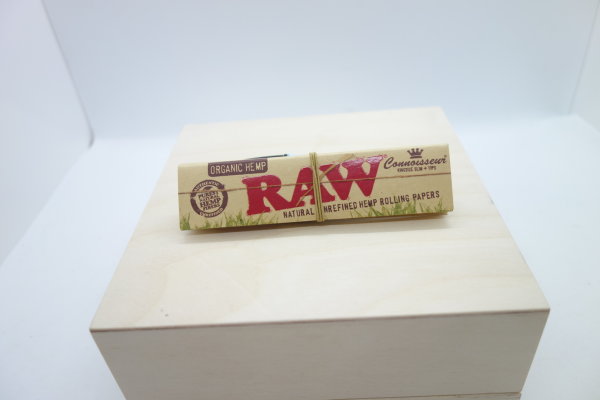 Raw Organic Hemp 32 Leaves + 32 Tips