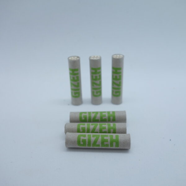 Gize Aktivkohlefilter 3 Stück stehend und 3 Stück liegend, weiß mit grüner GIZEH Aufschrift